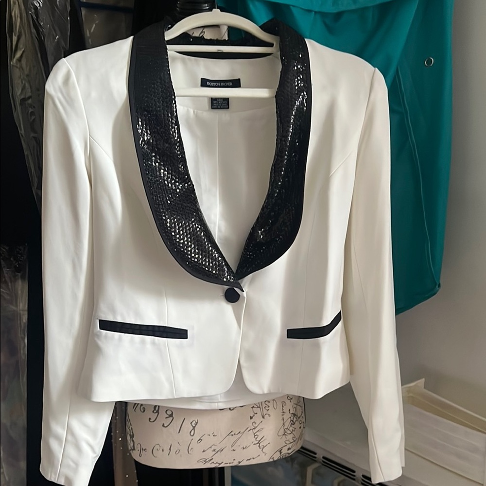 Elegant White and Black Women's Blazer by Paparazzi